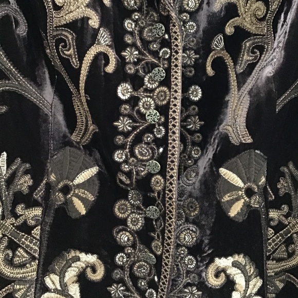 Fabulous dark brown embroidered short velvet jacket size 8 (fits size 6) NWT - Picture 8 of 9